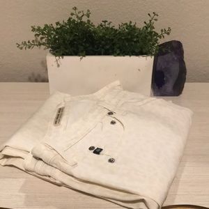 Subtle cheetah skinny jeans!